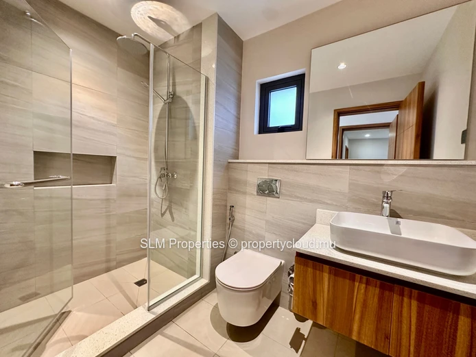 Moka- Elegant and Modern 3 bedroom Penthouse with panoramic views