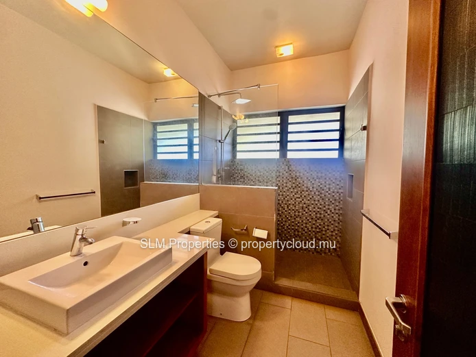 Moka-4 bedroom Penthouse for sale