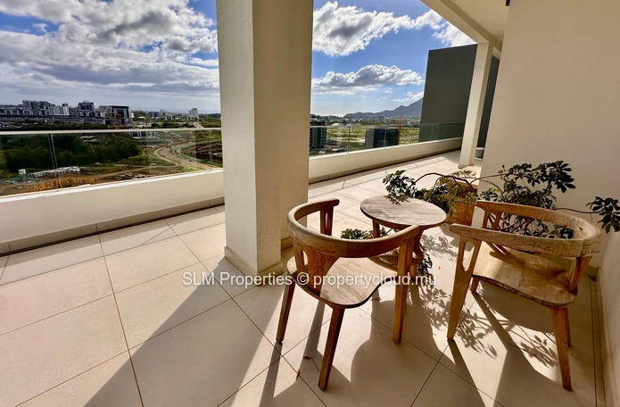 Moka- Elegant and Modern 3 bedroom Penthouse with panoramic views