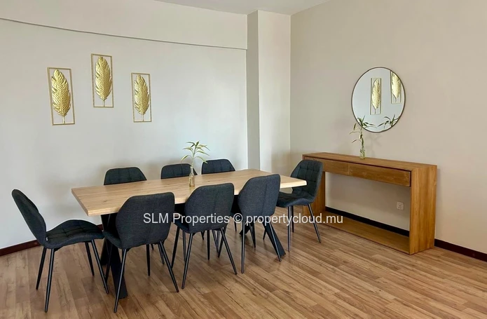Rose Hill -à vendre appartement meublé de 3chambres