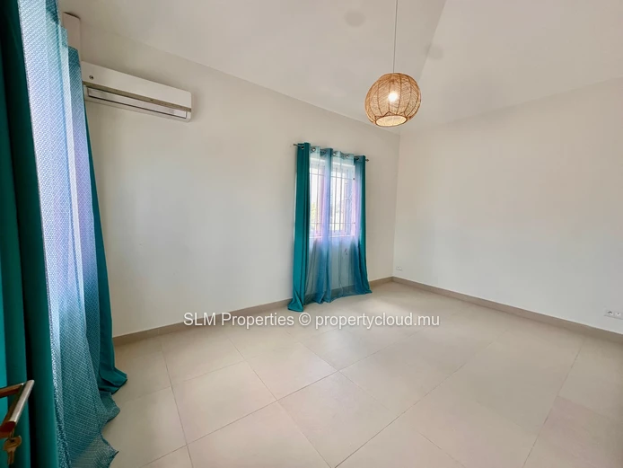 Modern 3 bedroom house for sale in Bambou
