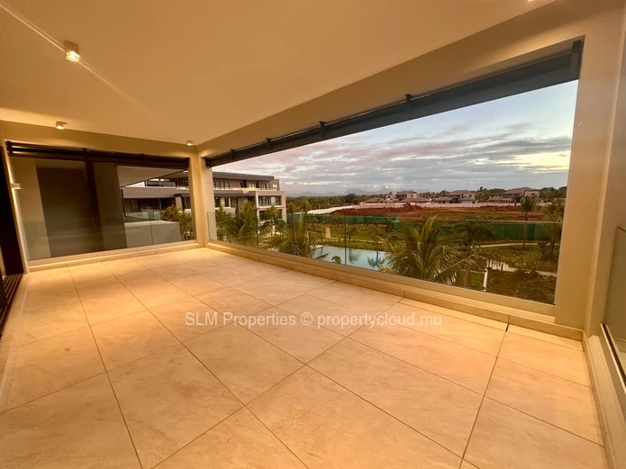 Brand new , luxurious 3 bedroom apartment in Mon Choisy