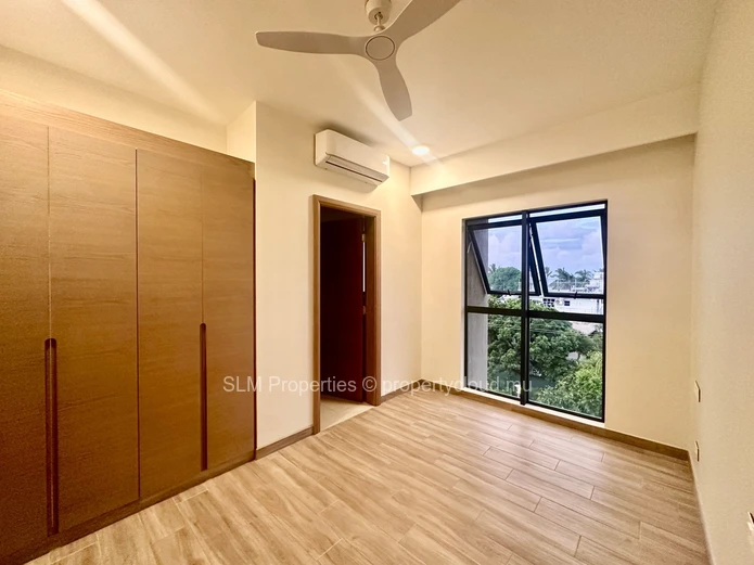 Brand new , luxurious 3 bedroom apartment in Mon Choisy